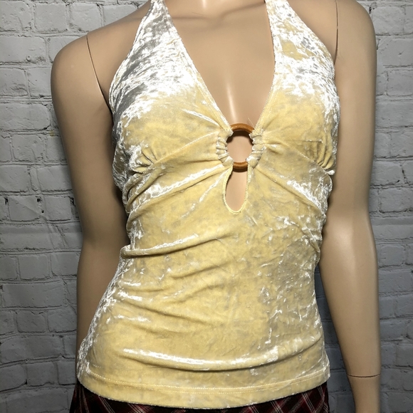 French kiss Tops - New French Kiss o ring velour halter